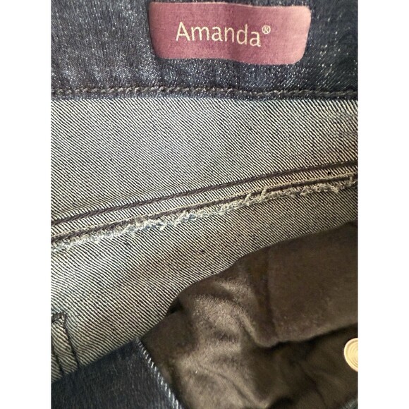 Gloria Vanderbilt Blue Amanda The Original Slimming Jean. Size 8 NWT - Picture 8 of 9